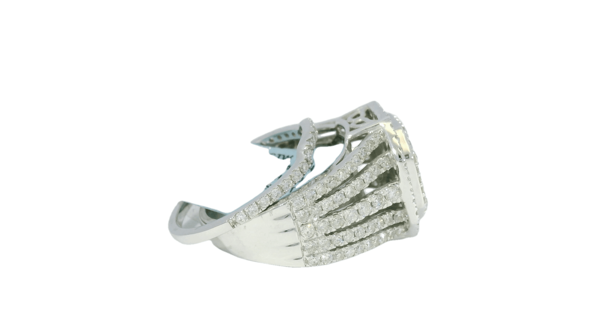 Elegant Diamond - Encrusted Ring - Royal Class Jewels